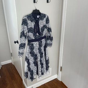 Dainty Jewells Valencia Dress, Blue and White Lace, Size Small